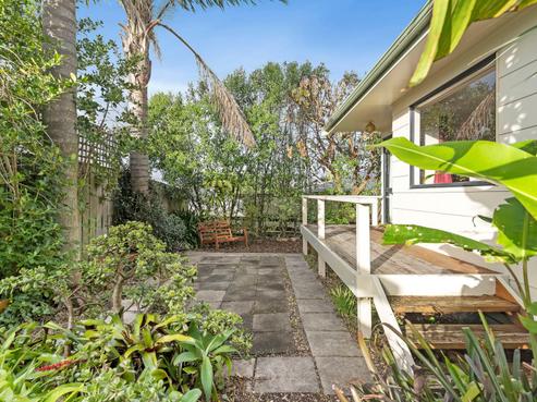 2/95 Wharf Road, Te Atatu Peninsula