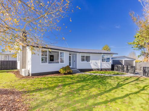 81 Collins Road, Melville