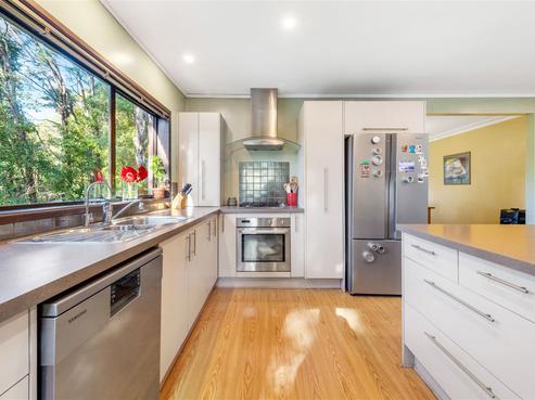 2 Kaurimu Rise, Titirangi