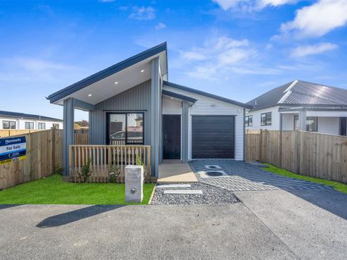 12 Woven Place, Karaka