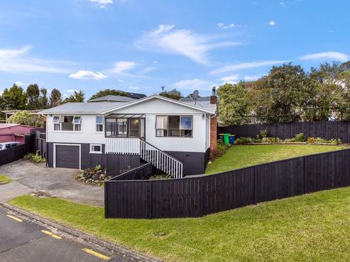 63 Vodanovich Road, Te Atatu South