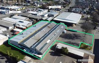 Sockburn Warehouse with Yard