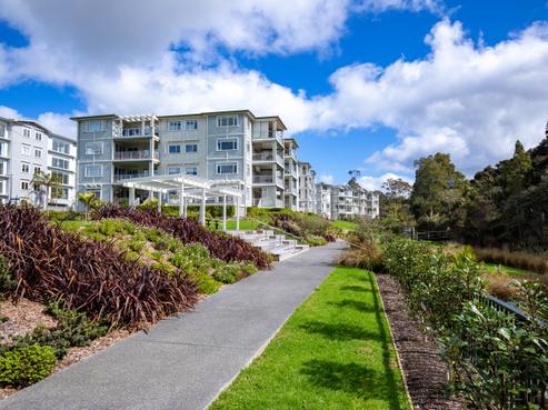 72 Eaves Bush Parade, Orewa