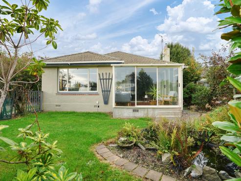 553 Tay Street, Hawthorndale
