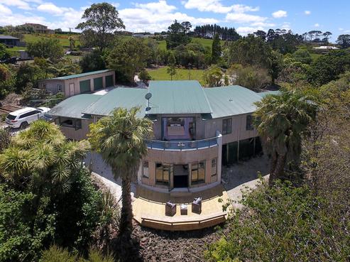 1447 Old North Road, Helensville