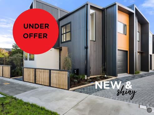 51 Kings Crescent, Central Hutt