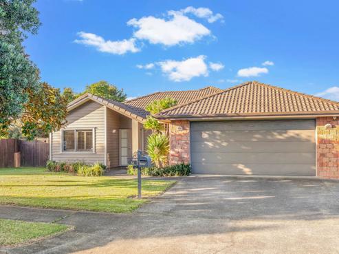 32 Stranraer Crescent, Wattle Downs