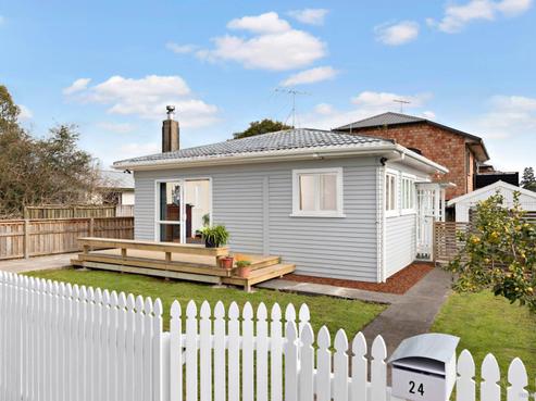 24 Henderson Avenue, Tuakau