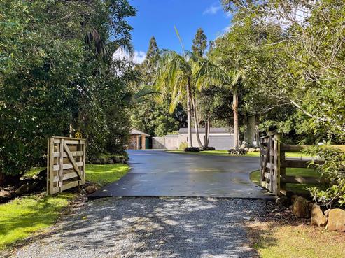 26 Tui Bush Lane, Maungatapere