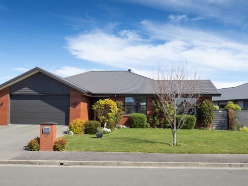 30 Charlesworth Drive, Allenton