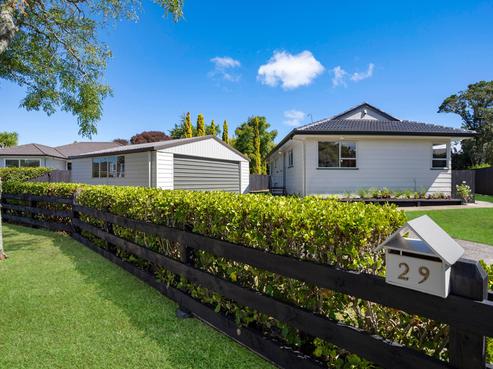 29 Redlands Grove, Swanson