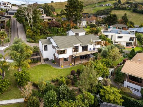 55 Churchill Drive, Taradale