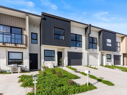 42 Paina Crescent, Massey