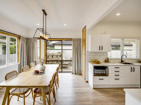 18 Caxton Street, Onekawa