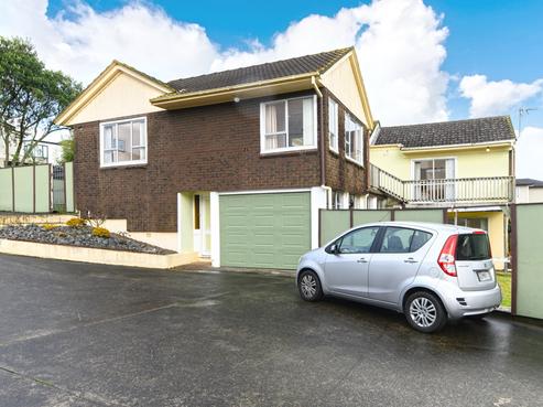695 Richardson Road, Mount Roskill