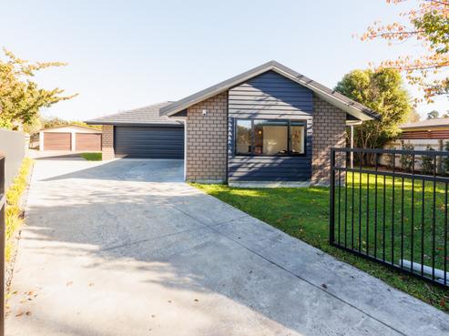 26 Kimberley Grove, Westbrook