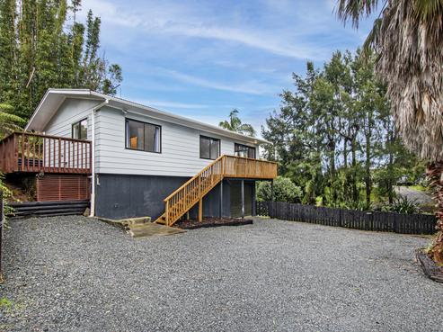 12D Commins Road, Onerahi