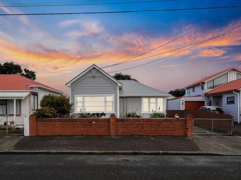 9 Oriental Street, Petone