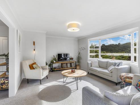5A Ridd Crescent, Karori