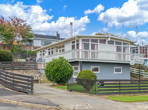 5 Lawson Street, Pahiatua