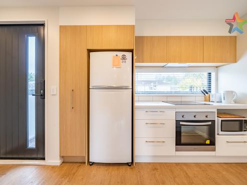 8/48 Glen Road, Stokes Valley
