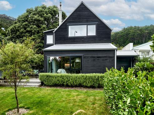 85 Muritai Road, Eastbourne