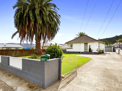 65 Strand Crescent, Naenae