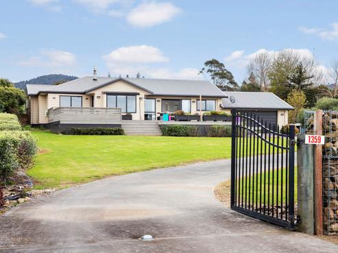 1359 East Coast Road, Whakatiwai