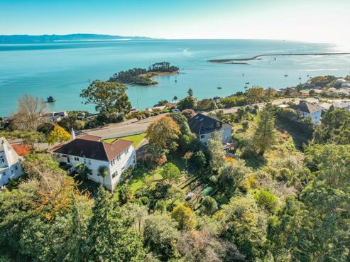 133 Princes Drive, Britannia Heights