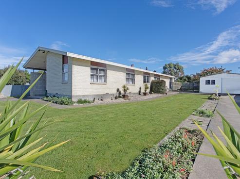9 Russell Street, Otane