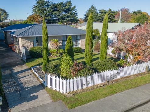 40 Kathleen Crescent, Hornby