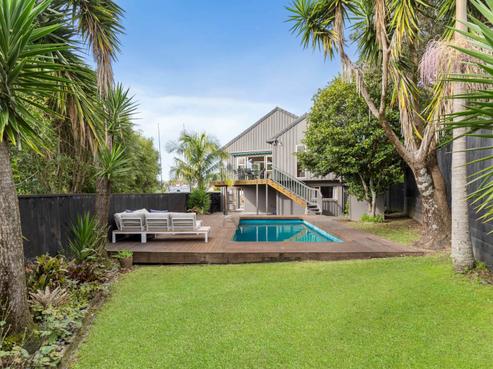 14 King Richard Place, Browns Bay