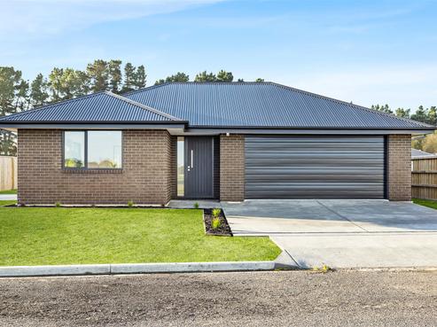 21 Plover Avenue, Amberley