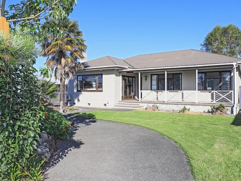 906 Williams Street, Mahora