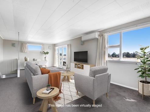 9 Russley Road, Russley