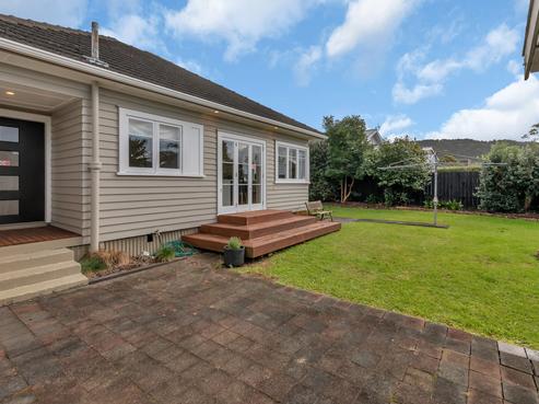 15 North Street, Woodhill
