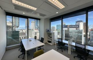 Corner office in Commercial Bay