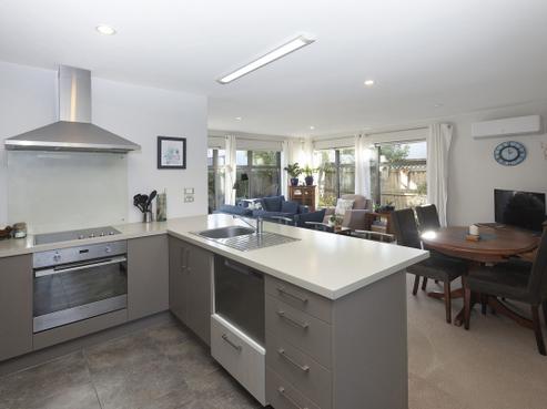 87C Canon Street, Saint Albans