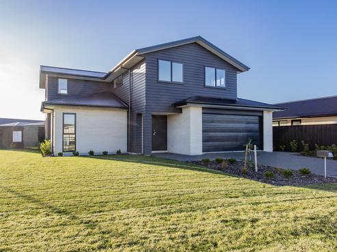 81 Faulks Drive, Lincoln
