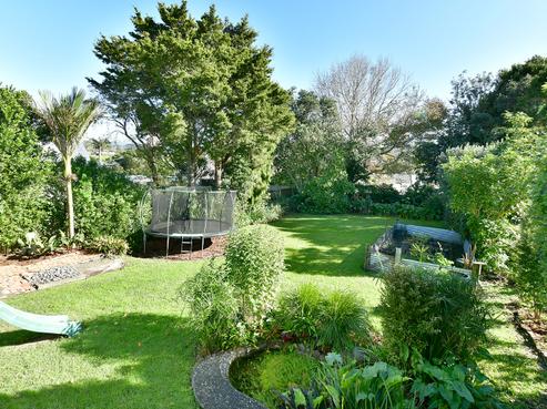 12 Foster Crescent, Snells Beach