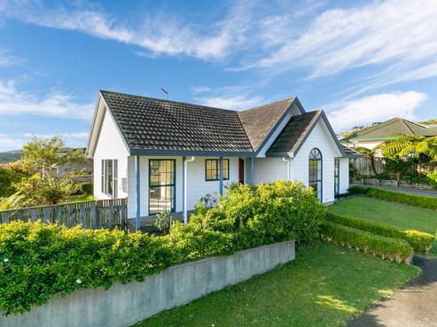 12A Kentwood Drive, Woodridge