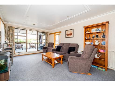 23 Grants Road, Marchwiel