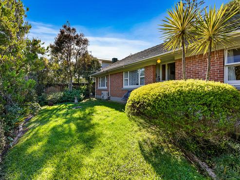 15 Hammond Avenue, Hatfields Beach