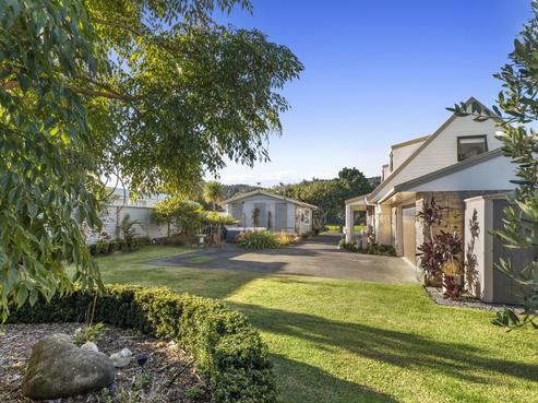 403 Harbour View Road, Whangamata