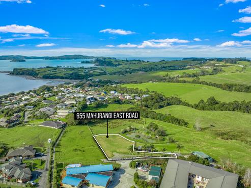 655 Mahurangi East Road, Algies Bay