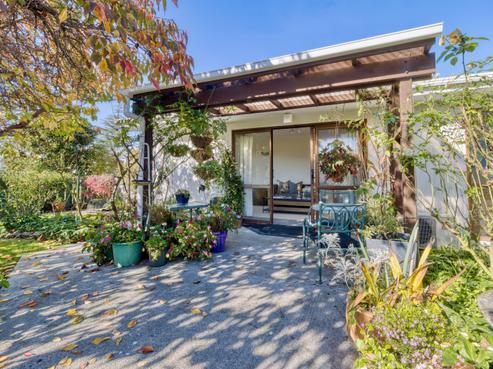 3/20 Mangarau Crescent, Havelock North