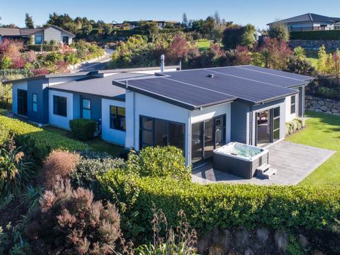 10 Shirtcliff Lane, Redwood Valley