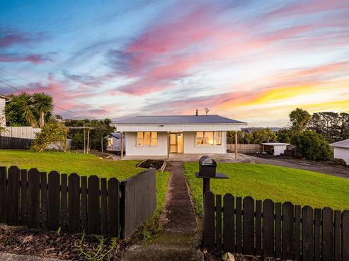 31 Karaka Street, Helensville