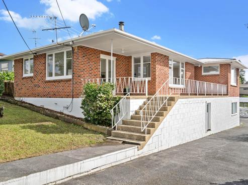 2 Helena Street, Massey