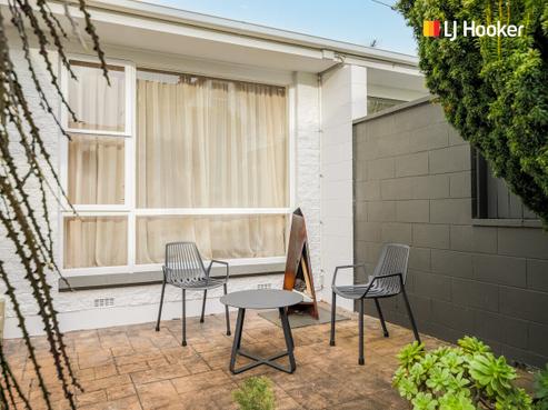 17B Bruce Street, Roslyn